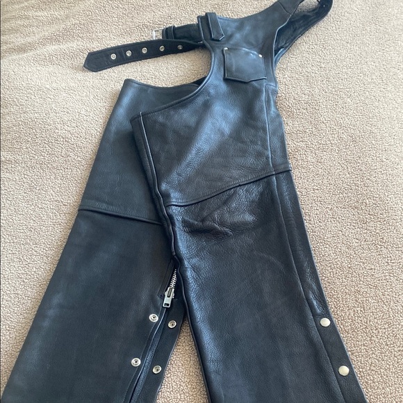 Screaming Eagle Pants - SCREAMING EAGLE Women’s Black Leather Chaps